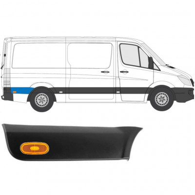 Aizmugurējā spārna sānu josla ar lukturi priekš Mercedes Sprinter 2006- / Labā / Komplekts 10686