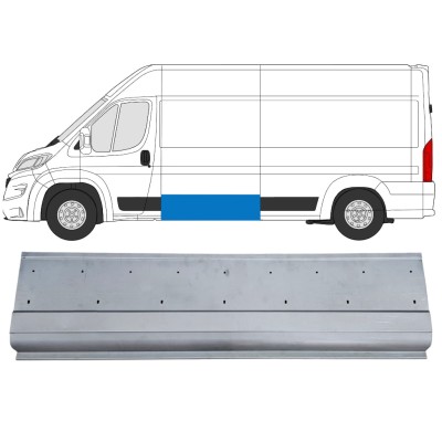 Sānu ārējā daļa ar atverēm sloksnei priekš Opel Movano 2021-2026 / Kreisā 16430